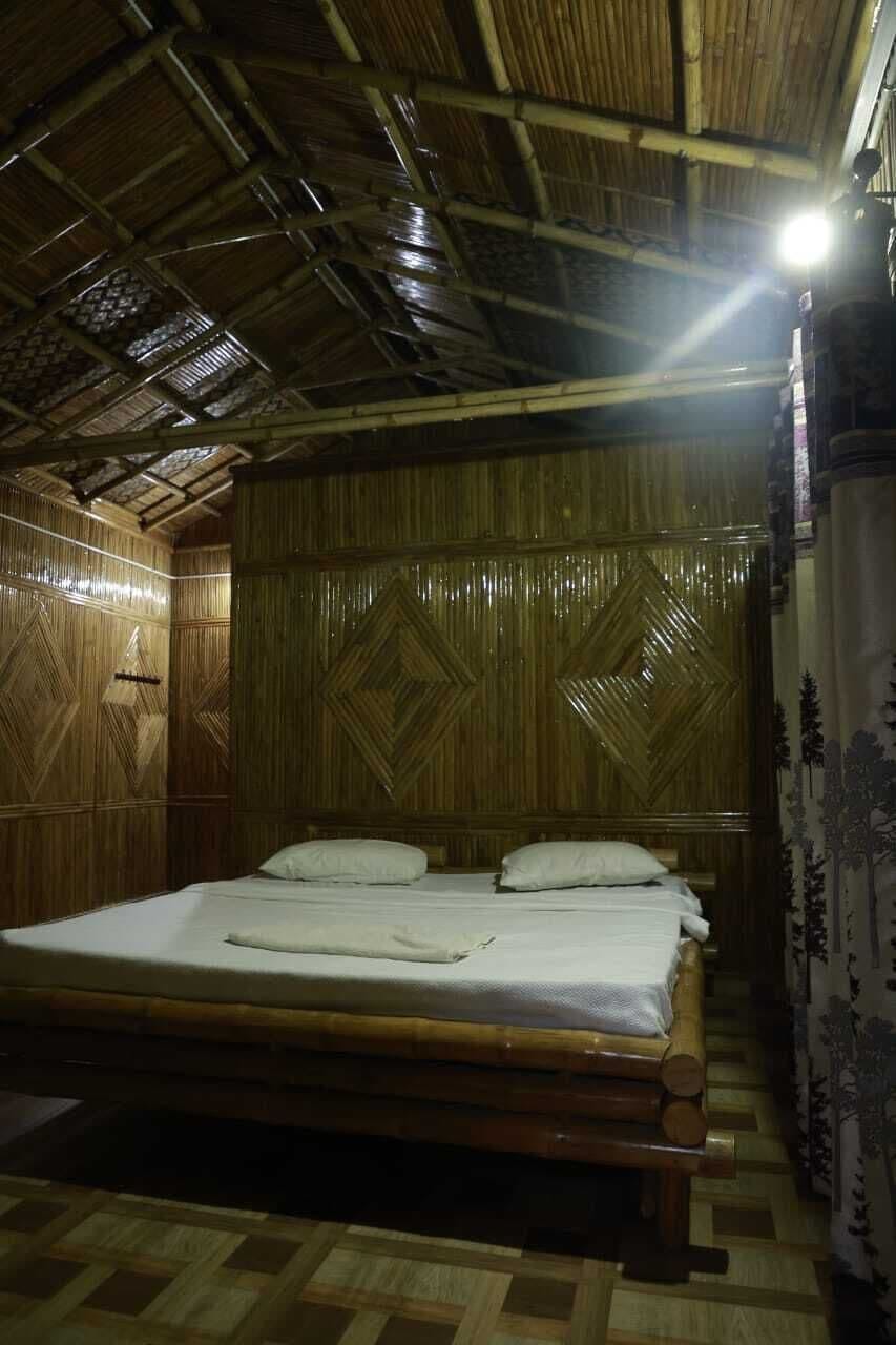Double Room | WiFi (free), bed sheets