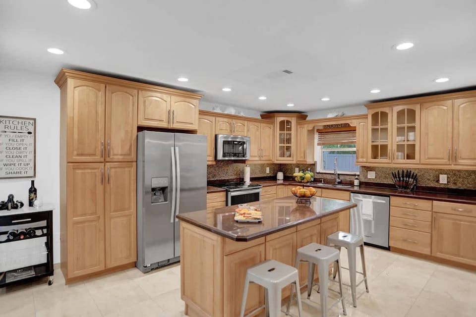 House | 4 bedrooms, high-speed internet