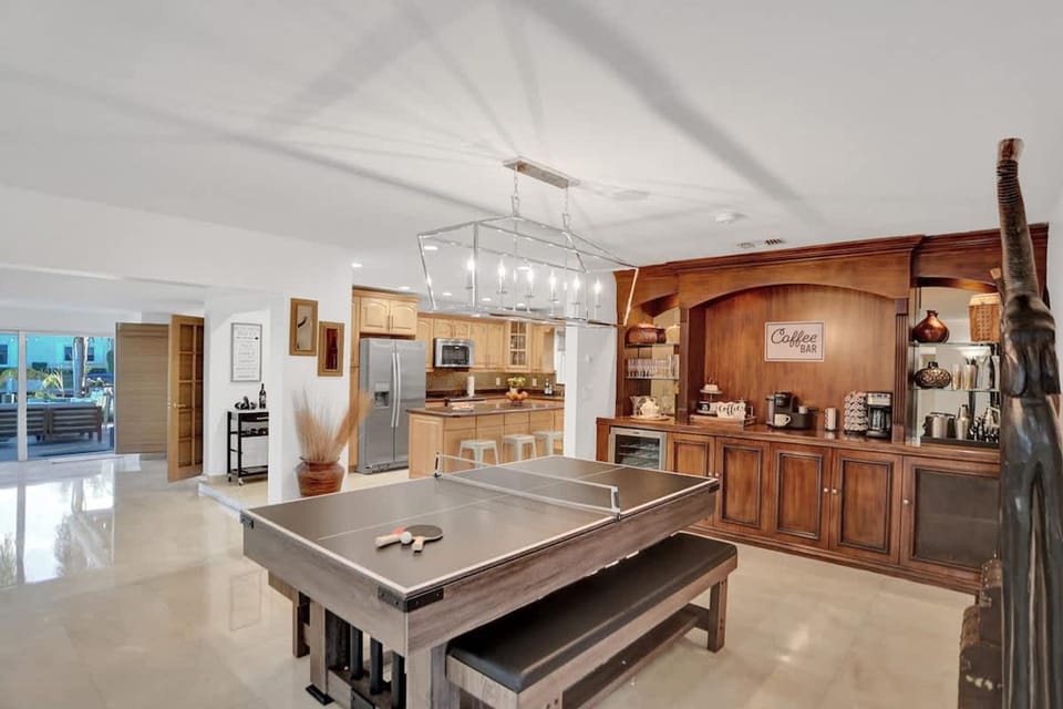 House | 4 bedrooms, high-speed internet