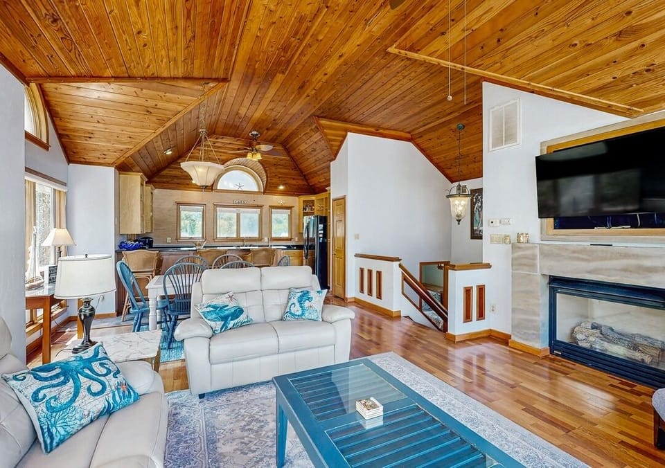Large open floor plan - Hosted by BeachVacationsOBX