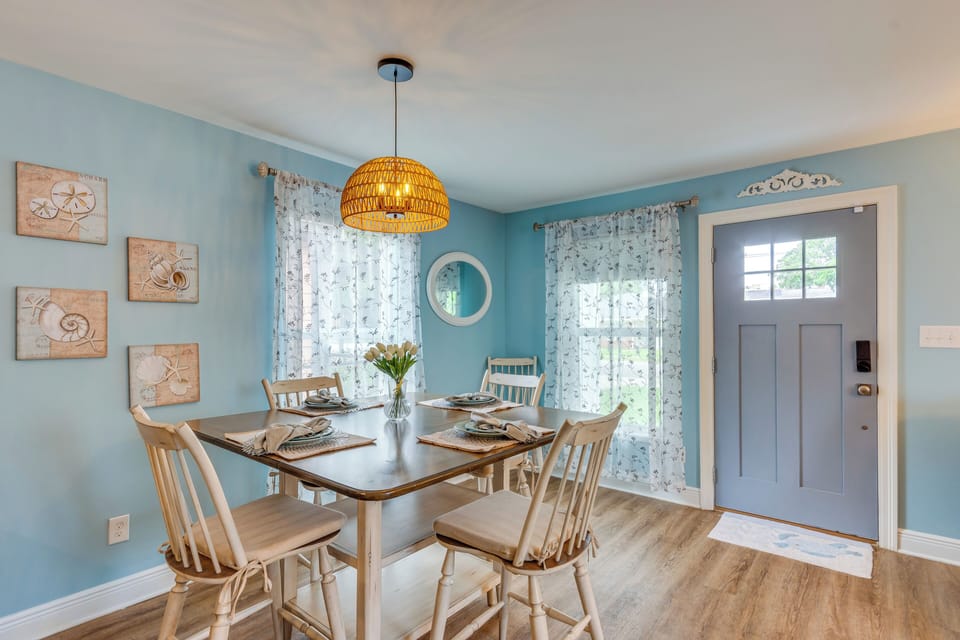 House (2 Bedrooms) | Interior