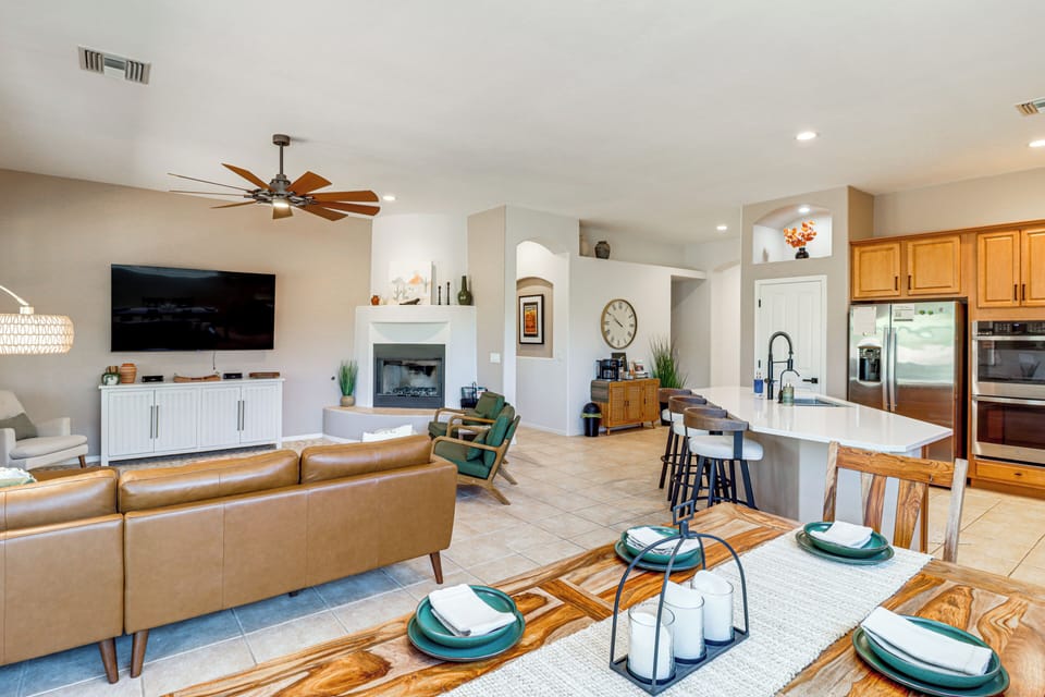 House (3 Bedrooms) | Interior