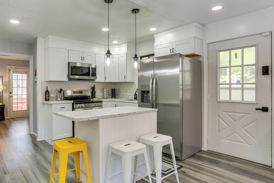 House (3 Bedrooms) | Interior