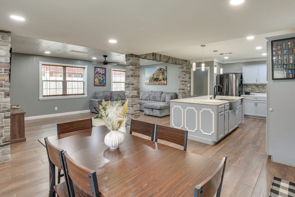 House (3 Bedrooms) | Interior
