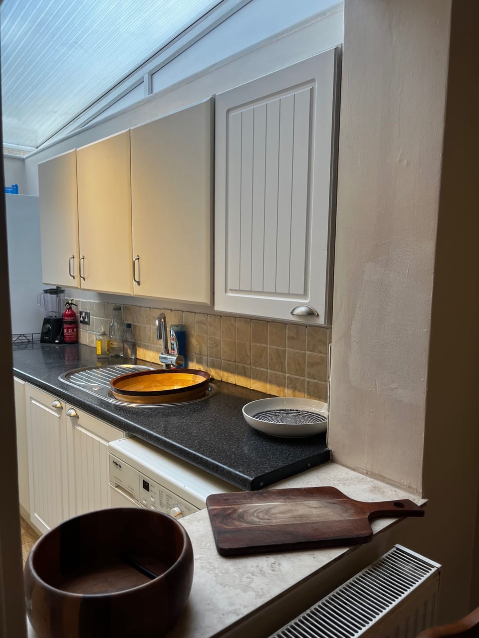 Fridge, microwave, oven