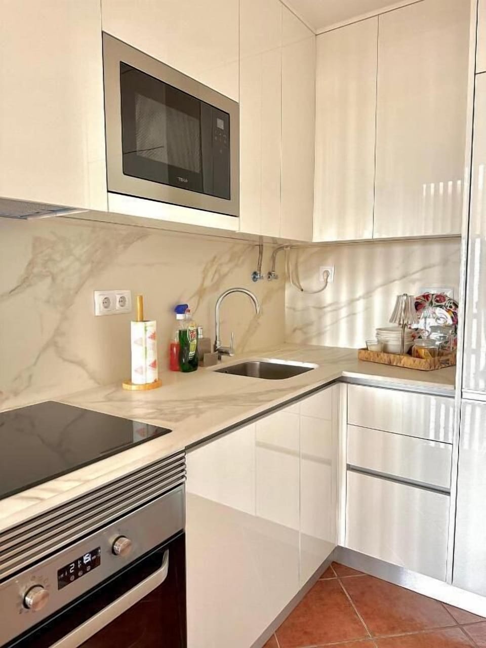 Apartment, Pool View | Private kitchen