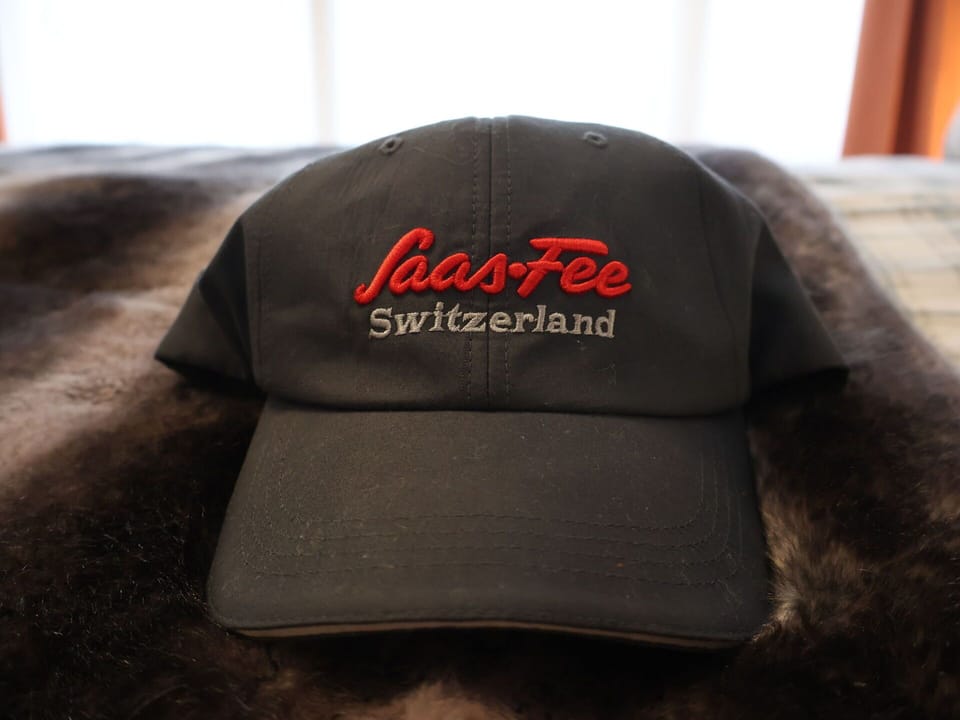 Headgear, Logo