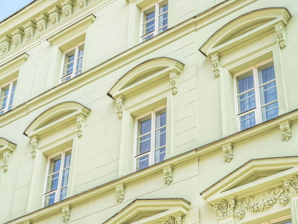 Facade, Molding, Sash Window, Symmetry, Paint