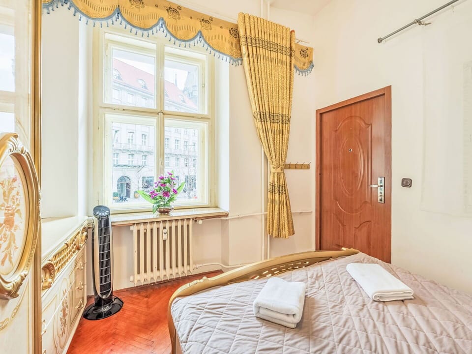 Balcony, Villa