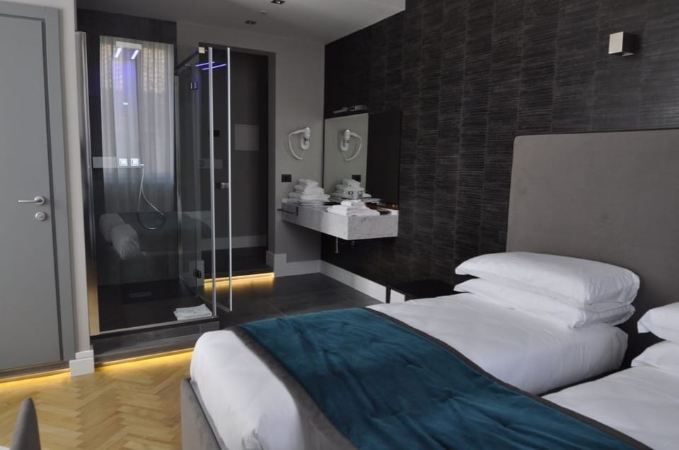 Suite | Premium bedding, minibar, in-room safe, desk