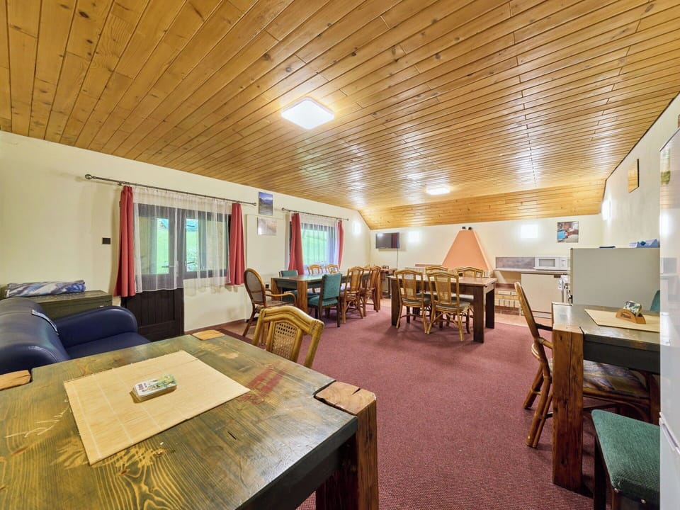 Wood, Ceiling, Floor, Interior Design, Furniture, Flooring, Home, Room, Hardwood, Bedroom