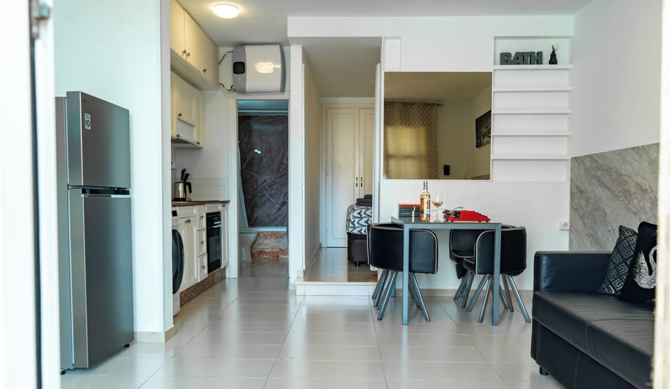 Apartment, Balcony, Garden View | Interior