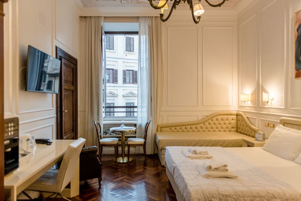 Superior Studio Suite, Sauna | Egyptian cotton sheets, premium bedding, minibar, in-room safe