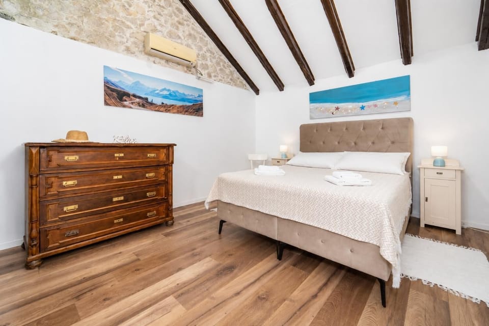 Double bedroom with A/C