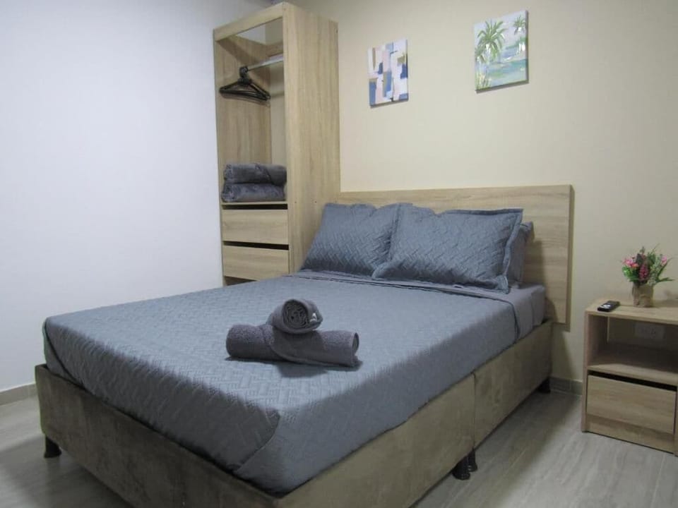 Deluxe Double Room | Blackout drapes, iron/ironing board, free WiFi