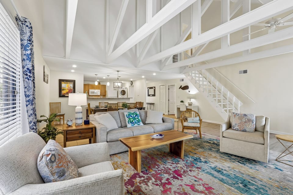 Open Floor Plan at 795 Queens Grant