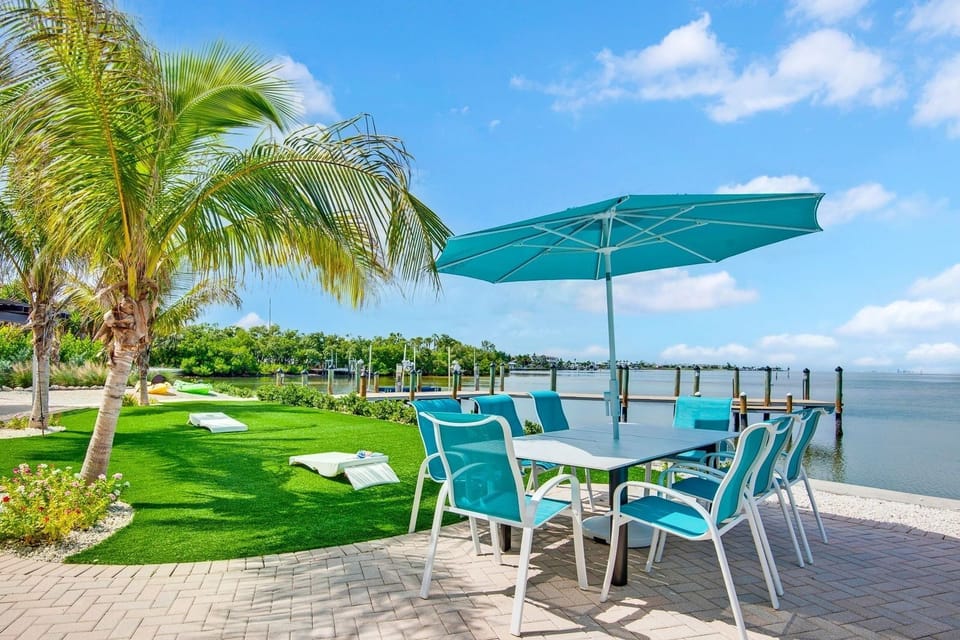 Private backyard with seating for all