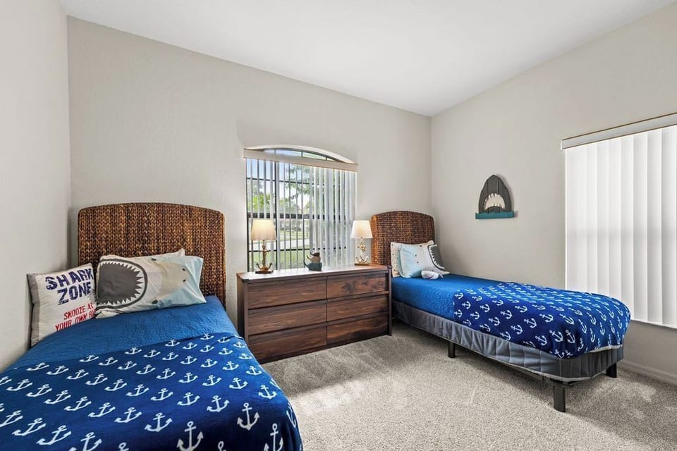 349SPLTwinbedroom