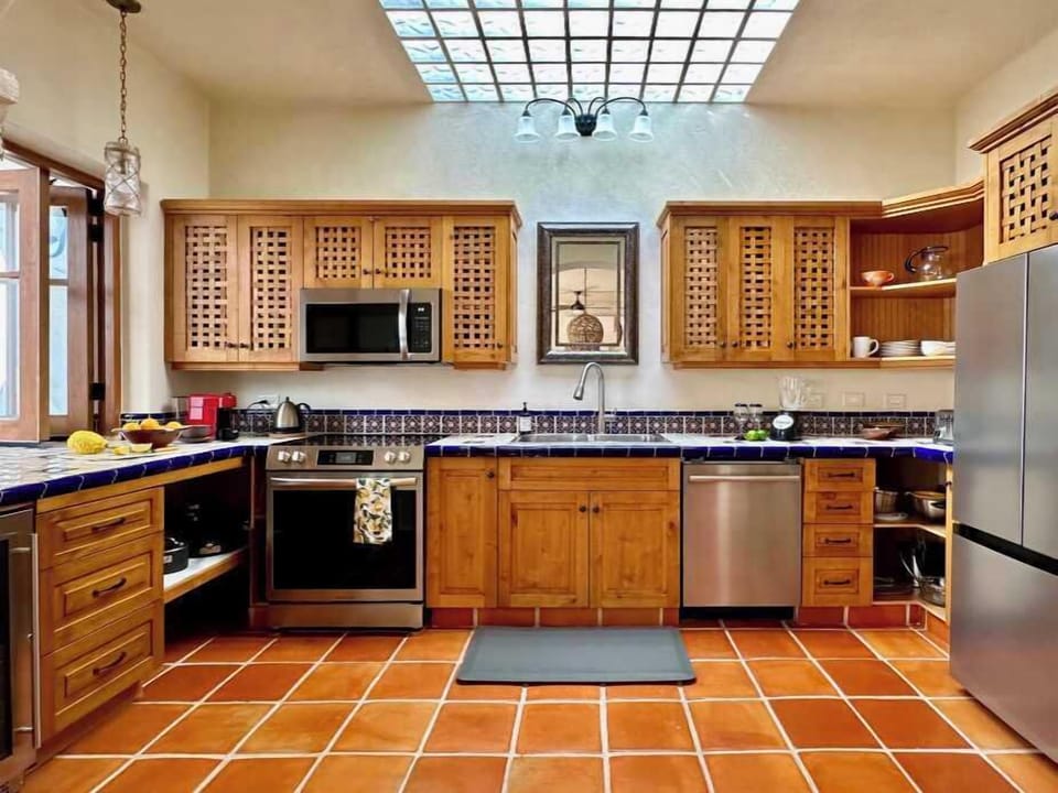 House, Multiple Beds, Pool Access, Mountain View (Casa Ballena Azul) | Private kitchen