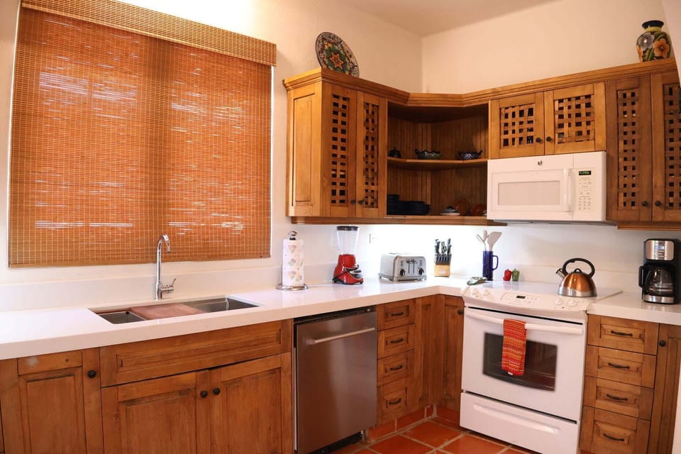 House, Multiple Beds, Pool Access, Mountain View (Casa Patricia) | Private kitchen