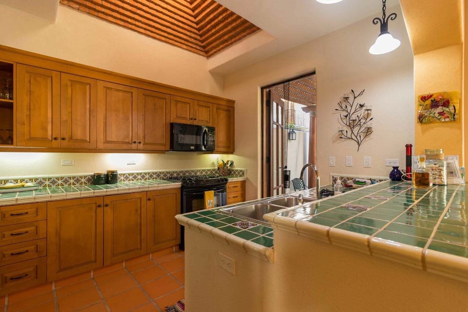 House, Multiple Beds, Pool Access, Mountain View (Casa de Amigos) | Private kitchen