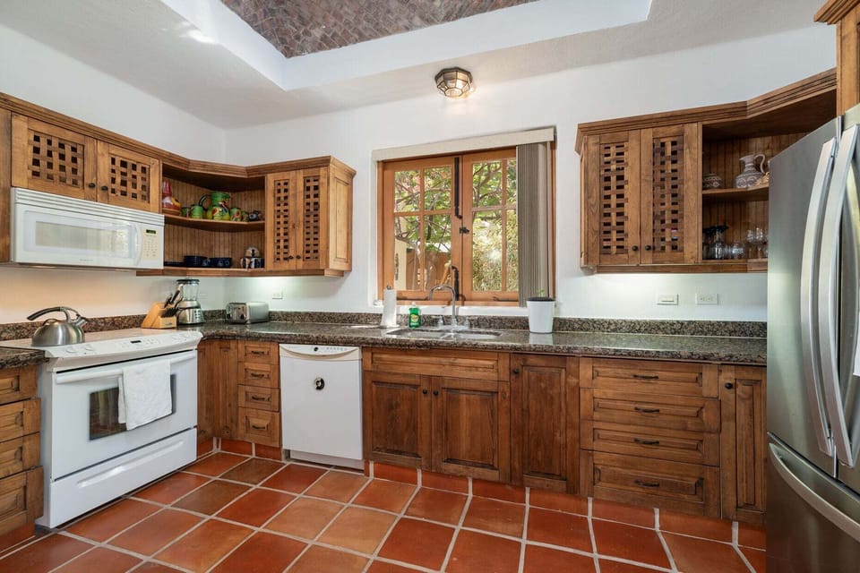 House, Multiple Beds, Patio, Mountain View (Casa El Jardín) | Private kitchen