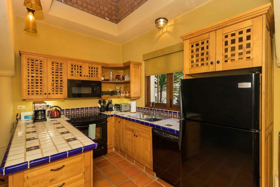 House, Multiple Beds, Patio, Mountain View (Casa del Sol) | Private kitchen