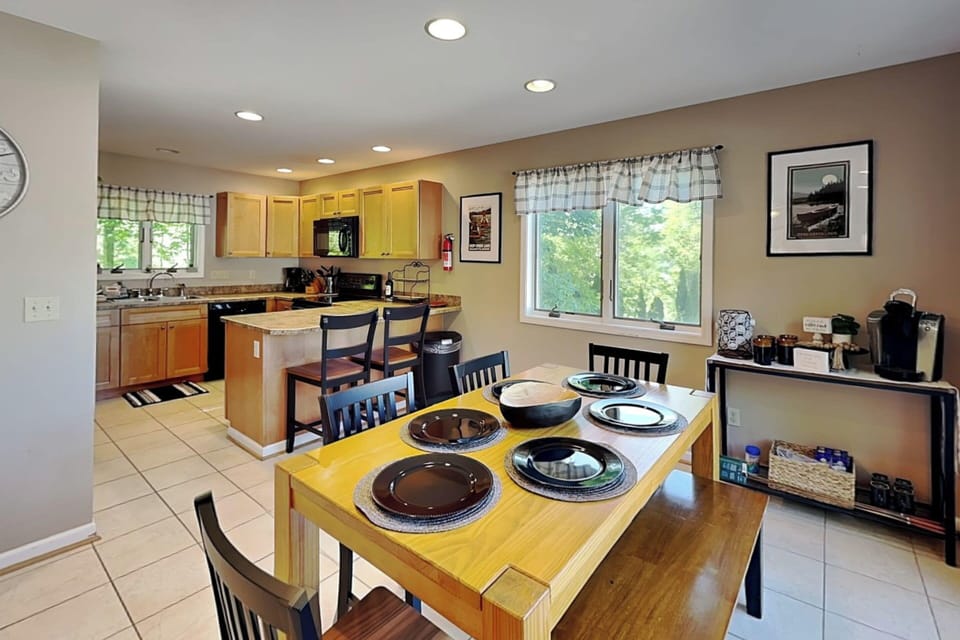 House (4 Bedrooms) | Property amenity