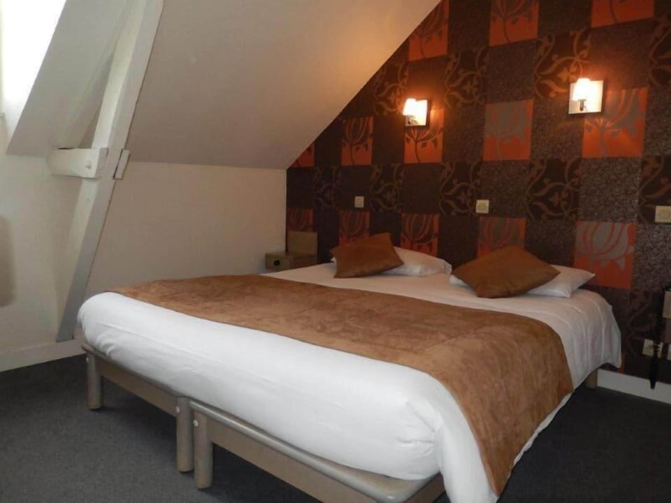 Economy Double Room | WiFi (free)