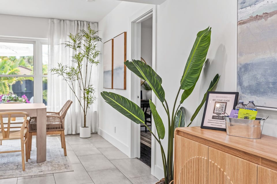 🌴 Thoughtfully designed spaces and welcoming touches help you settle in from the moment you arrive.