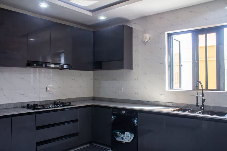 Deluxe Apartment, Balcony, City View | Private kitchen