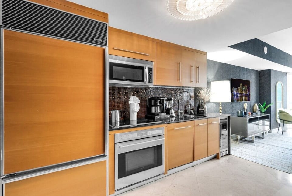 3-web-or-mls-485brickell ave#3905-2