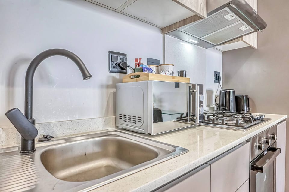 Apartment, 2 Bedrooms, Accessible | Private kitchen