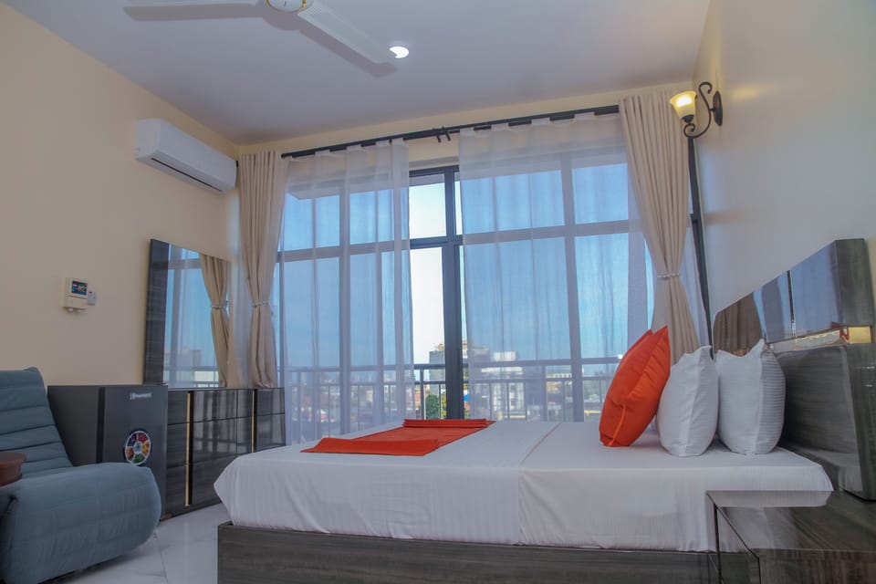 Executive Suite, Balcony, City View | Desk, laptop workspace, free WiFi