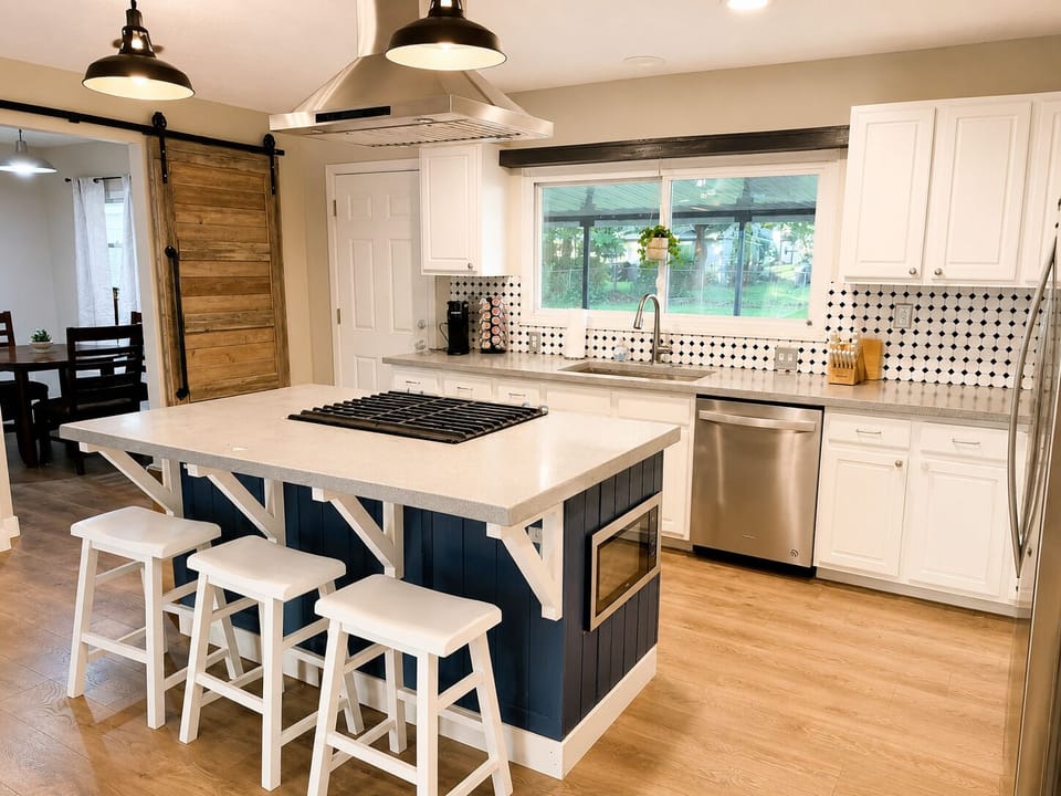 Cook up a grand meal with this amazing kitchen
