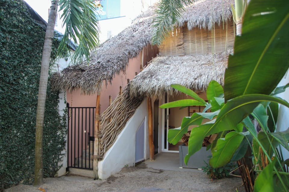 Comfort Duplex, 2 Bedrooms, Pets Allowed, Ground Floor | Exterior detail