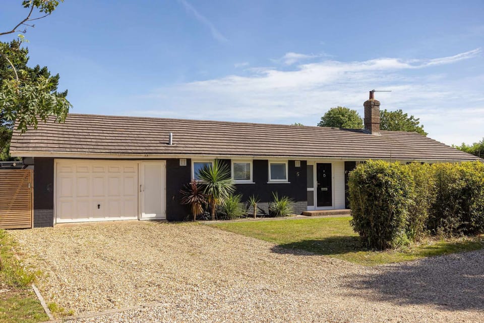House | 4 bedrooms, high-speed internet