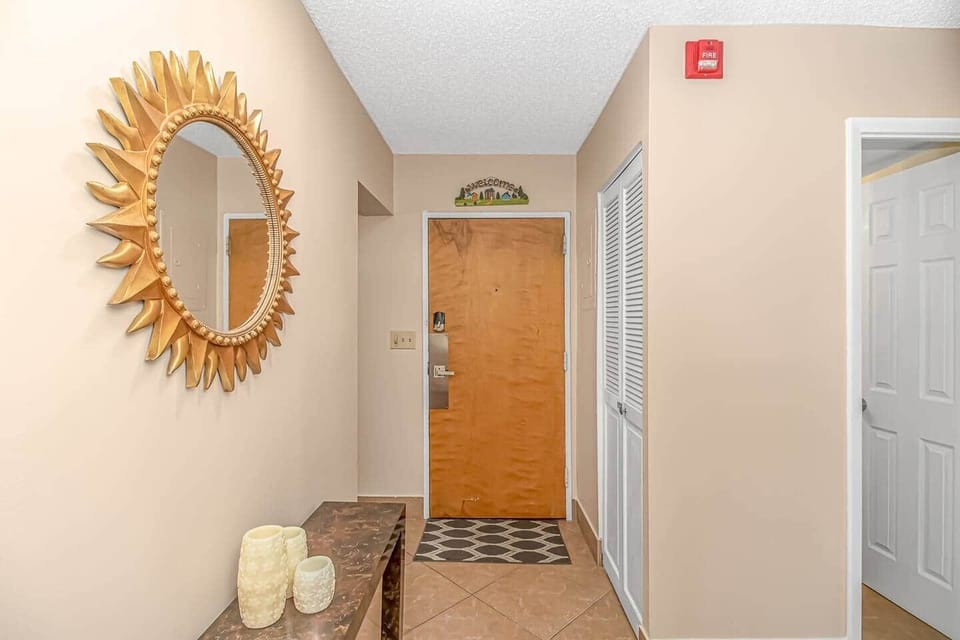 Entry way 