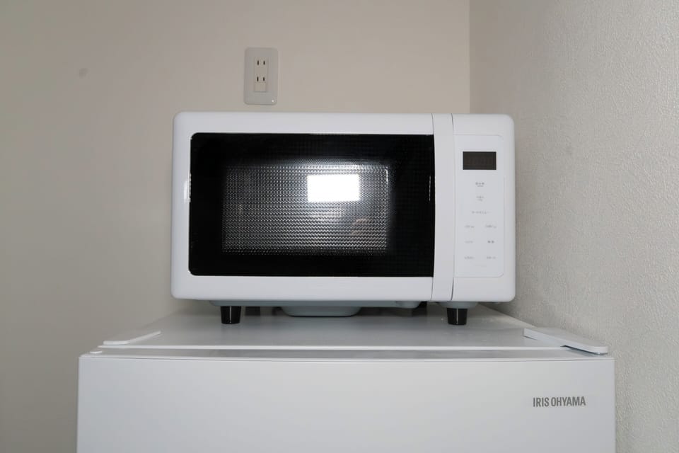 Deluxe Double Room | Microwave