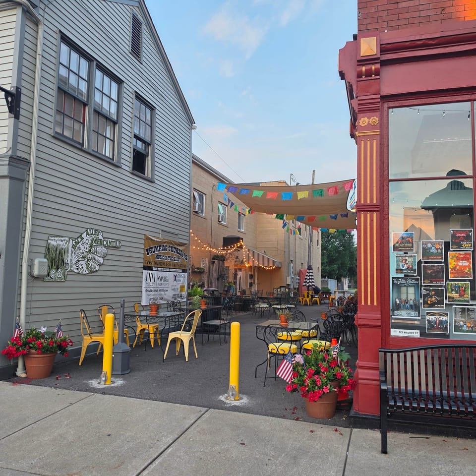 Public Alley and Patio