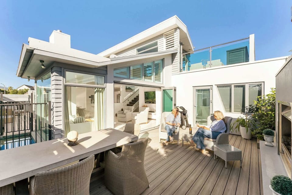 Expansive home with great outdoor deck