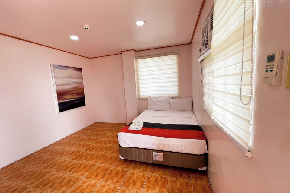 Standard Double Room | Free WiFi