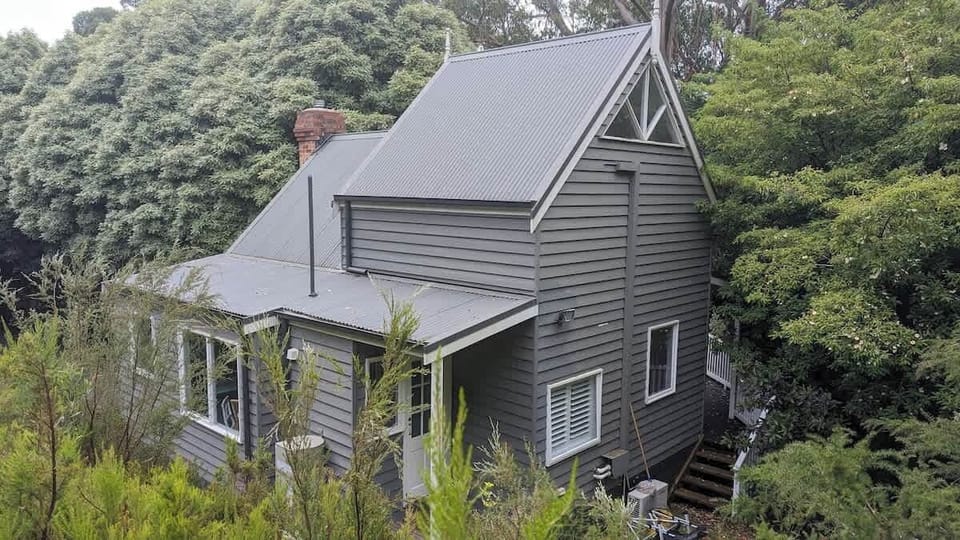 Cute 2-bedroom cottage with spa bath