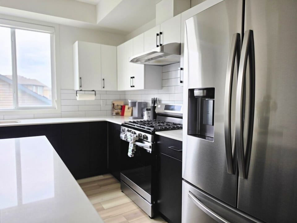 Large Kitchen with Island