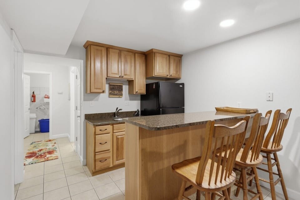 Downstairs Kitchenette