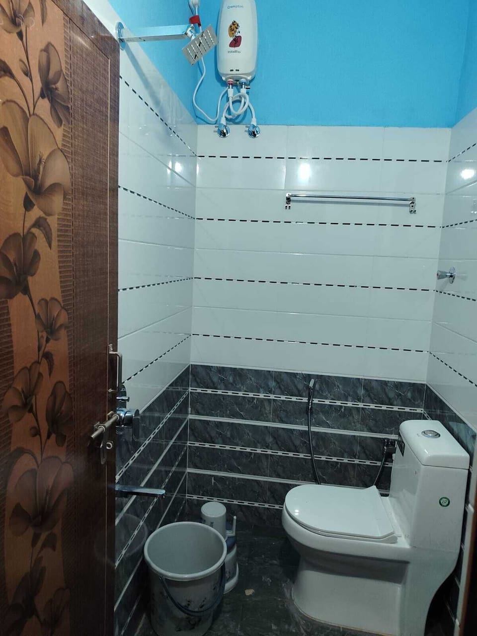 Basic Double Room | Bathroom