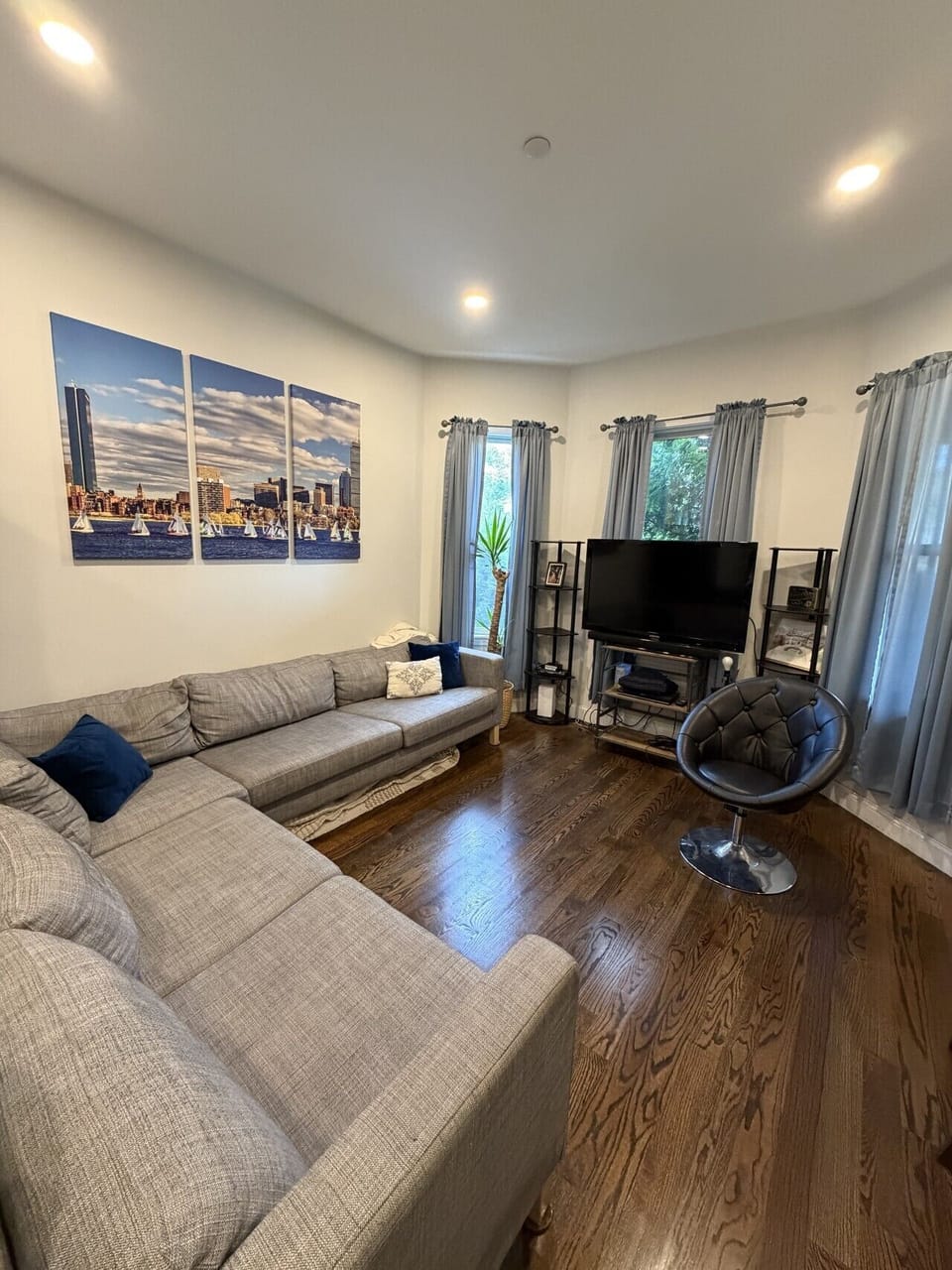 LivingRoom1
