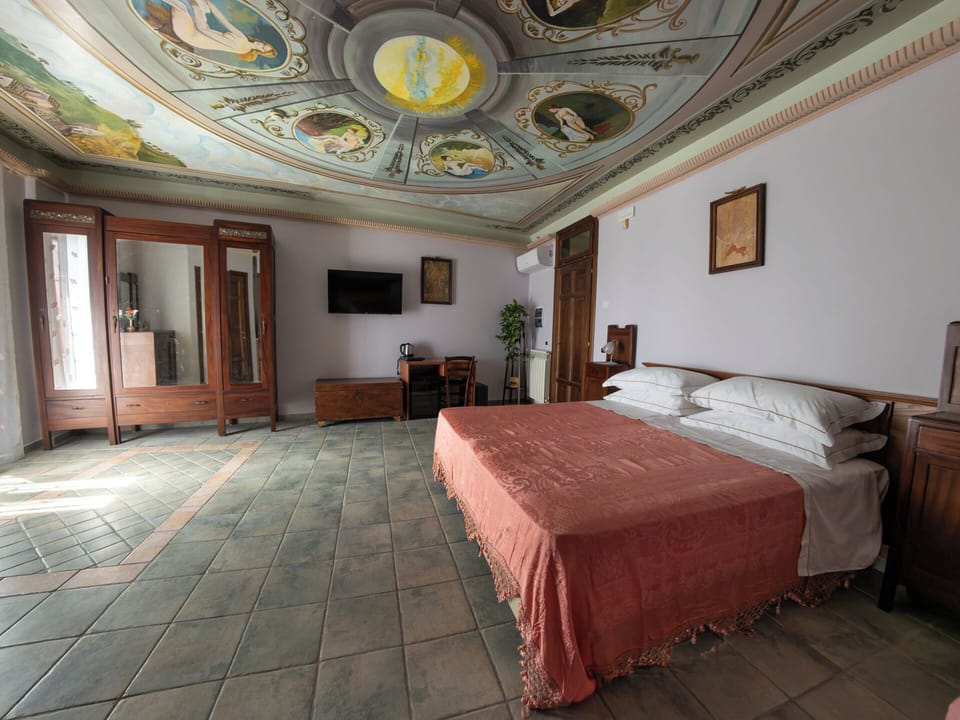 Family Triple Room | In-room safe, WiFi (free)