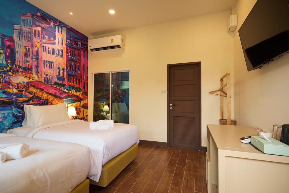 Basic Twin Room, Non Smoking | WiFi (free)