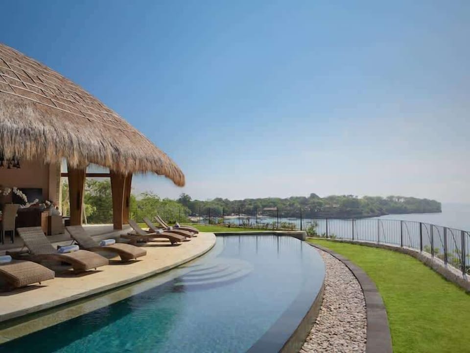 Pool and View